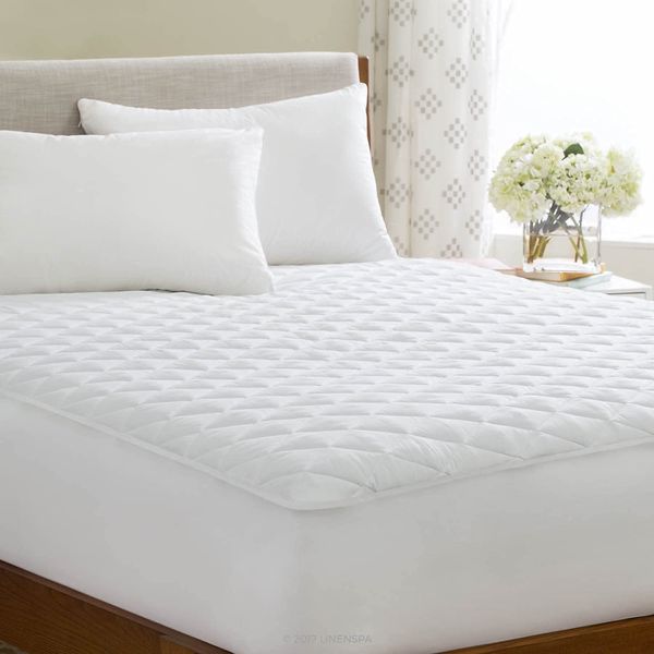British Home Bedding - Anti Allergy Quilted Mattress Protector Fitted Sheet (Double)