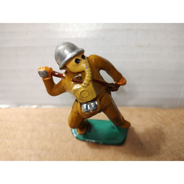 Metal Cast WW2 Helmet Toy Soldier