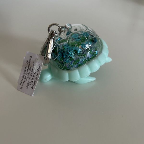 Bath & Body Works Sequin Shell turtle pocketbac hand sanitizer holder Keychain