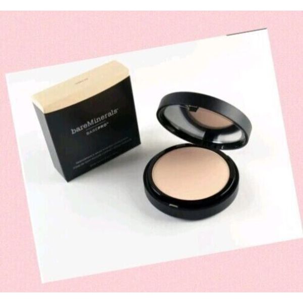 Ivory 02 - BareMinerals Barepro Performance Wear Powder Foundation - 10g.  *NIB*