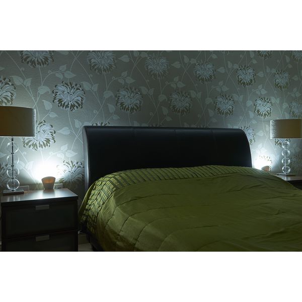 Auraglow Plugin GU10 Spotlight Uplighter Wall Wash Light Plug Socket Lamp with Cool White LED Bulb