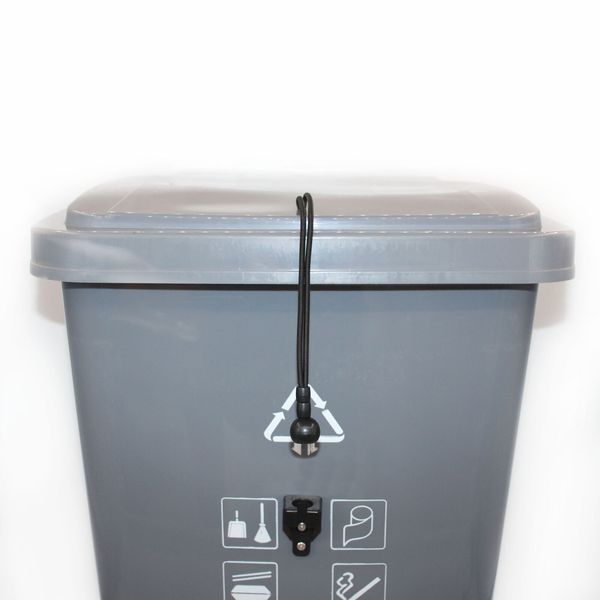 2* Outdoor Trash can lid lock garbage security keep wildlife Alimals pets safe