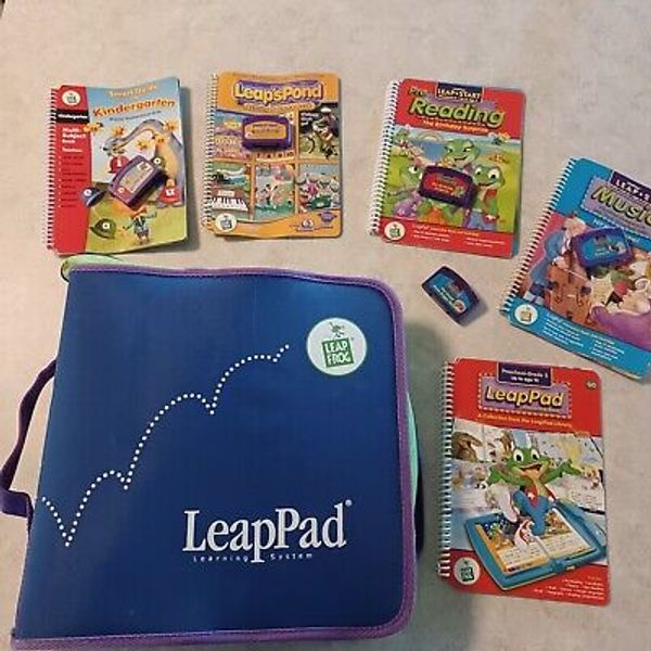 LeapPad Storage Binder Game Cartridge & Book Set (NO Learning Pad)