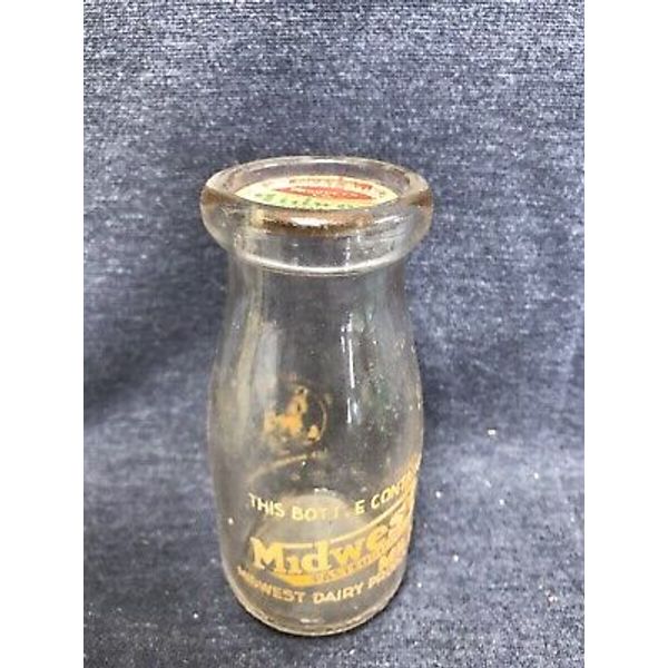 Rare Half Pint Milk Bottle Midwest Dairy “Milk Means Health” DuQuoin Illinois