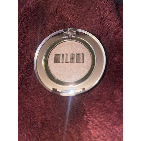 milani powder eye shadow beach sand 01 Rare! HARD TO FIND!