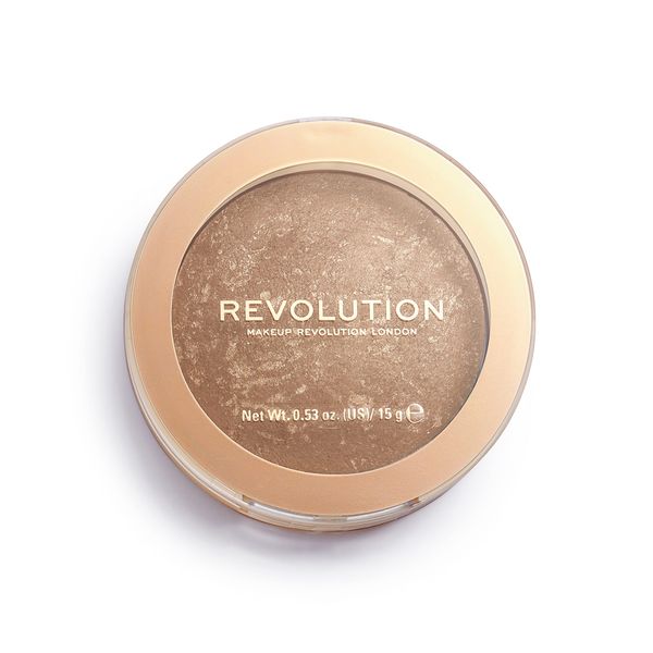 Makeup Revolution Bronzer Reloaded, Buildable Formula, Highlighting & Bronzing Powder, for Dark Skin Tones, Cruelty-Free, Long Weekend, 0.53 Oz