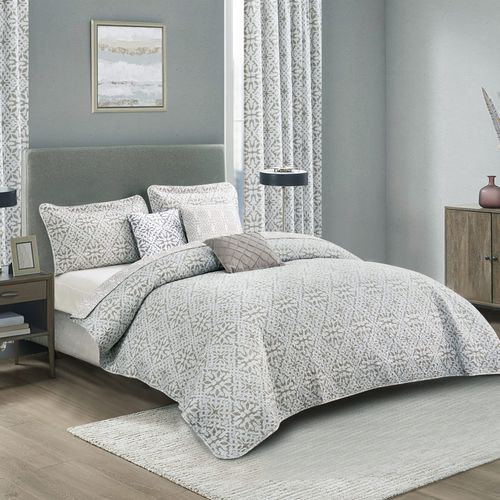 HESTIN 8 Piece Queen Size 90" x 90" Reversible Bedspread Quilted Coverlet Matching Curtains with Geometric Patterns, Rose Bella Gray