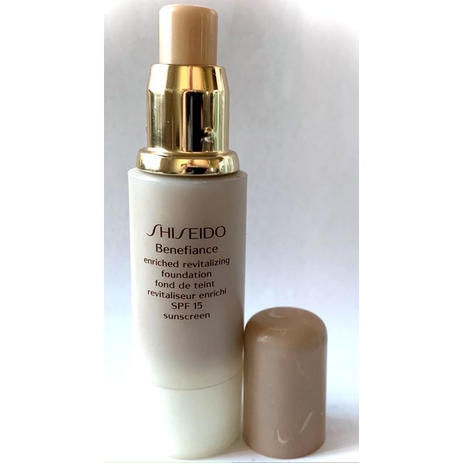 SHISEIDO Benefiance Enriched Revitalizing Foundation SPF15 - NATURAL FAIR OCHRE