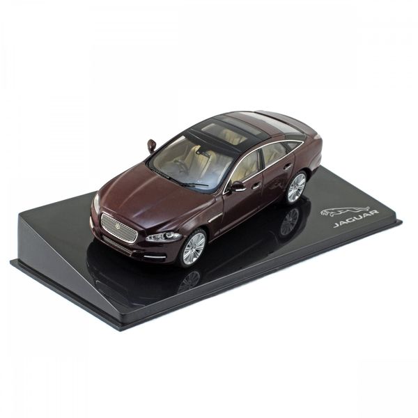 ixo jaguar XJ caviar car 1:43 scale diecast model