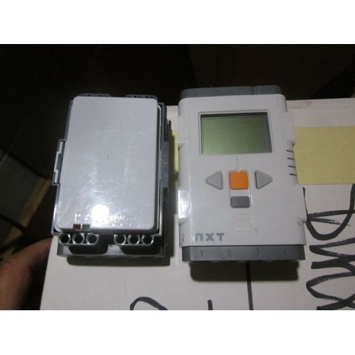 Lego Mindstorms NXT 2.0 8547 53788 Charger power Supply and Two Modular Cables