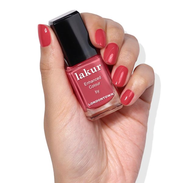 LONDONTOWN Blush Red Crème Nail Polish, Flushed Cheeks lakur, Vegan Chip-Resistant Long-Lasting Nail Lacquer, 40 fl oz