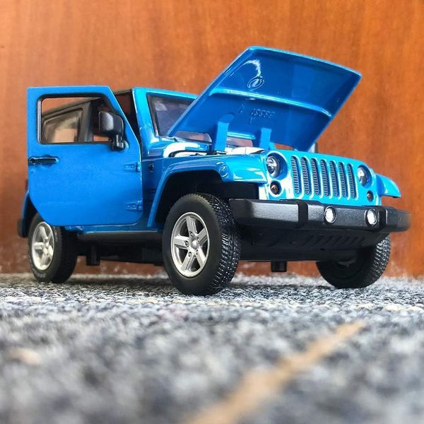 TGRCM-CZ Diecast Model Cars Toy Cars, Wrangler Rubicon1:32 Scale Alloy Pull Back Toy Car with Sound and Light Toy for Girls and Boys Kids Toys (Blue)