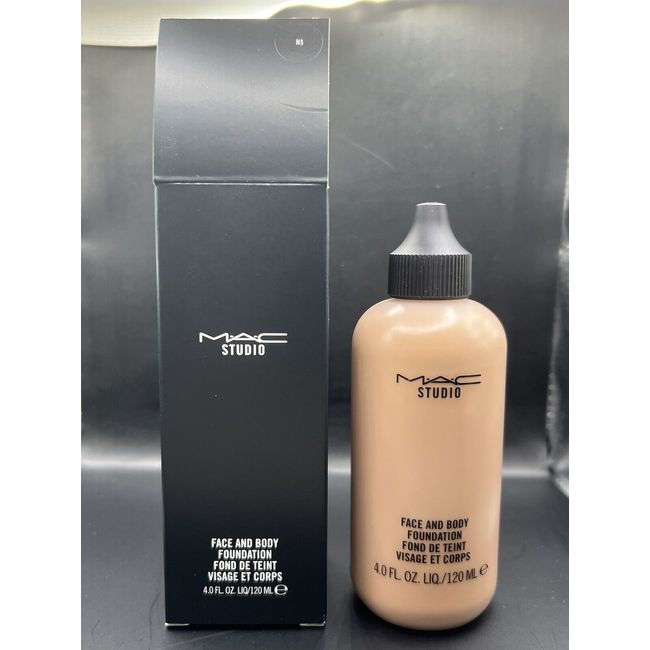 MAC Studio Face & Body Foundation N5 Jumbo Size 120 ml / 4.0 oz