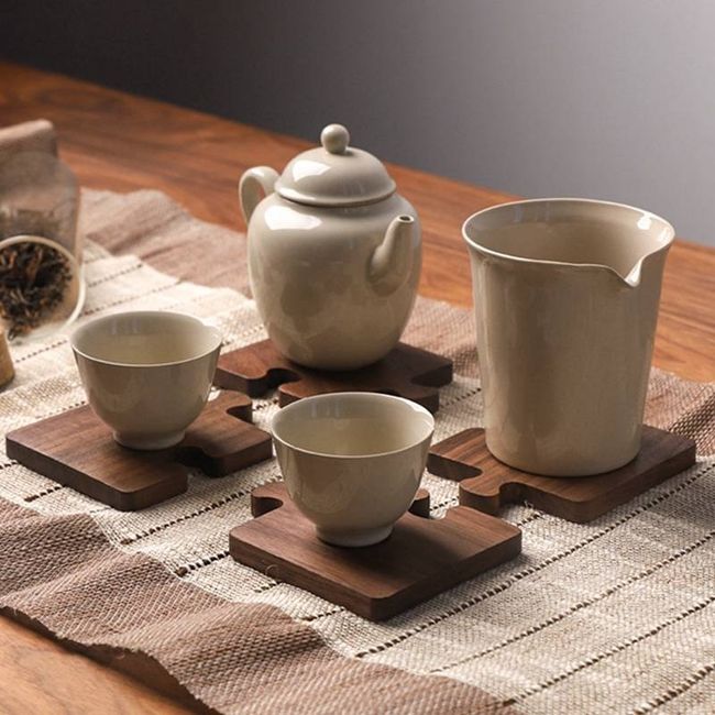 Durable Heat Resistant Beech Wood Tea Coffee Cup Pad Placemats