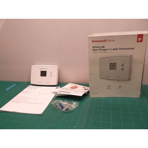 Honeywell RTH111B1016 Digital Non-Programmable Thermostat