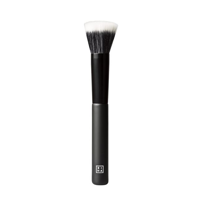 3INA MAKEUP - Vegan - Cruelty Free - The Foundation Finish Brush - Black - Brush For Cream Or Powder Makeup - Soft And Compact Synthetic Bristles - Ergonomic Handle - Flat Tip - Easy to Clean