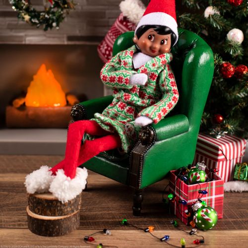 The Elf on the Shelf Claus Couture Snuggly Robe and Slippers Set – Cozy Holiday Robe and Slippers for Your Scout Elf - Includes Festive Christmas Robe and Slippers