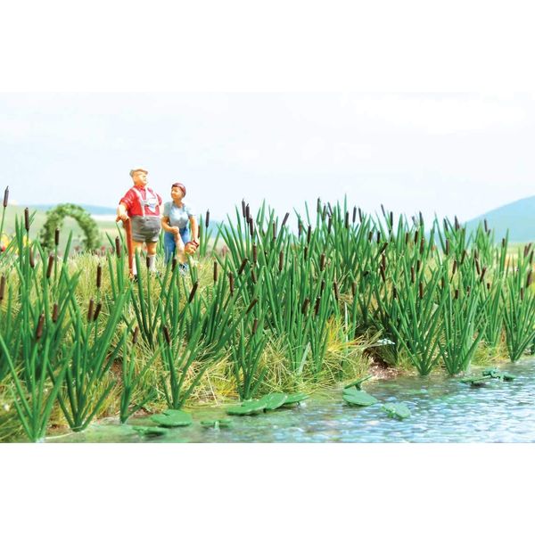 Walthers SceneMaster HO Scale Cattails (Water Plants) Kit (Makes 60 Plants)