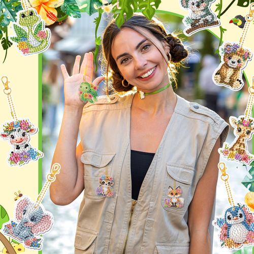WILLBOND 30 Pcs Watercolor Animal Diamond Art Keychain Ornaments Double Sided DIY Watercolor Animal Diamond Painting Keychain Kits for Adults Key Ring Art Pendant Decor