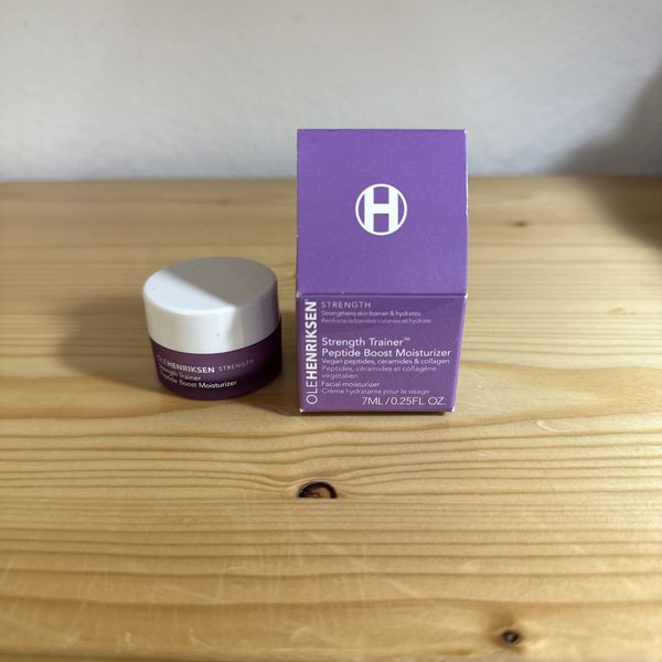 New OleHenriksen Strength Trainer Peptide Boost Moisturizer 7mL Trial Size