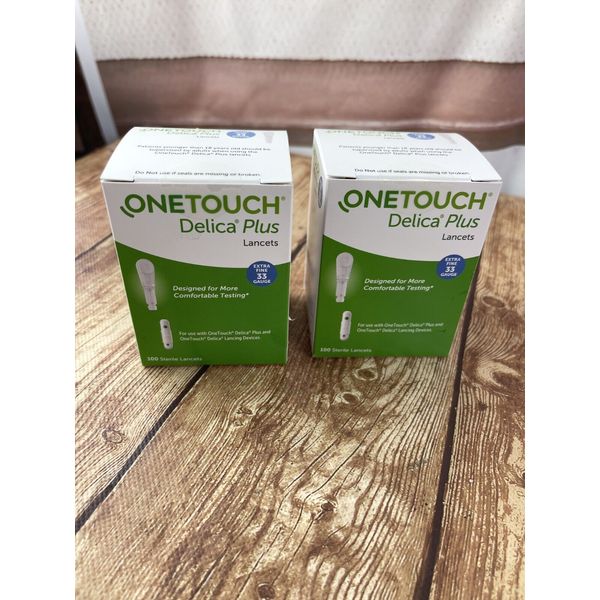 OneTouch Delica Plus Lancets extra fine 33 Gauge 100 Count EXP: 10/31/2027