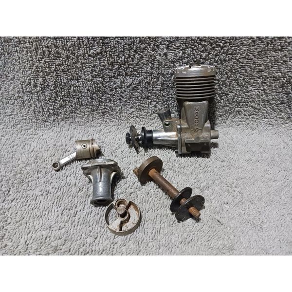 MCCOY 19*MODEL AIRPLANE/CAR ENGINE+PARTS*NT*SP*SAI