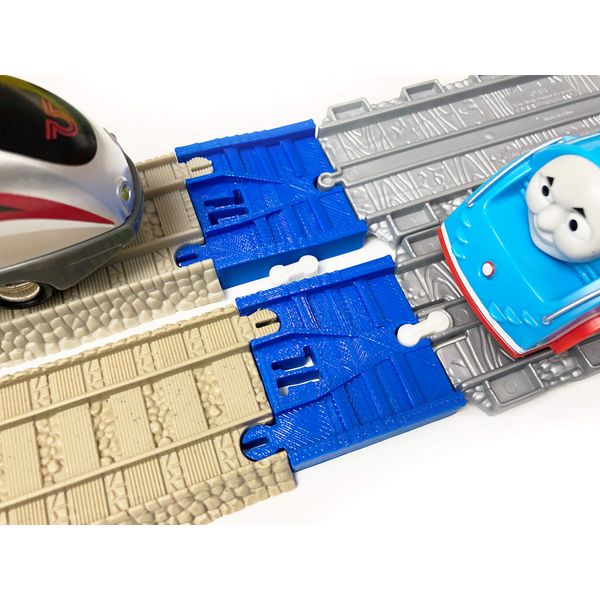 TrainLab Adapters Compatible with Take-n-Play to 2009 Trackmaster Train Tracks (Blue)