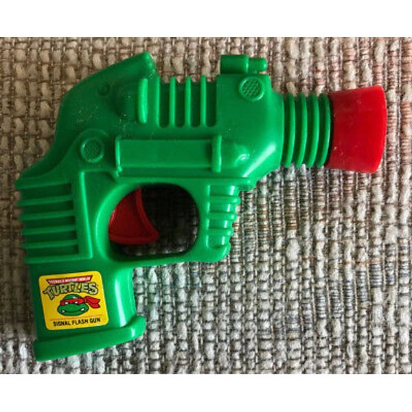 VINTAGE GREEN TMNT TEENAGE MUTANT NINJA TURTLES RAY GUN LIGHT FLASHLIGHT