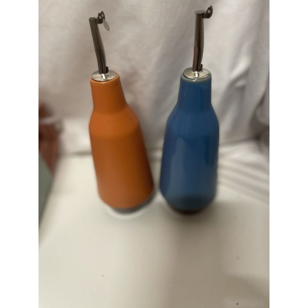 Bottle Set (2pc): Oil and Vinegar Bottles Orange new