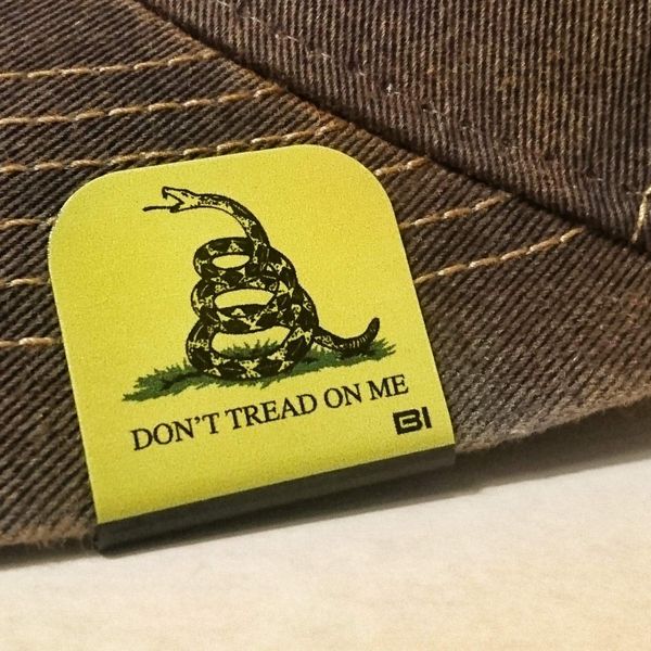 Brim-it Hat Clip Dont Tread on me Color