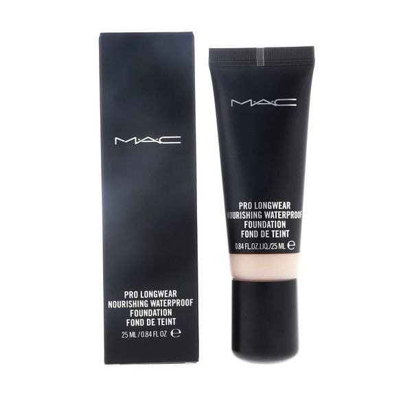 MAC Nourishing Waterproof Foundation Colour: NC30, 25 m