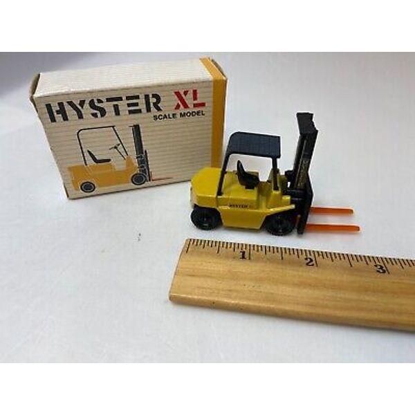 Hyster XL Scale Model