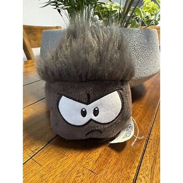 Series 8 Black Puffle