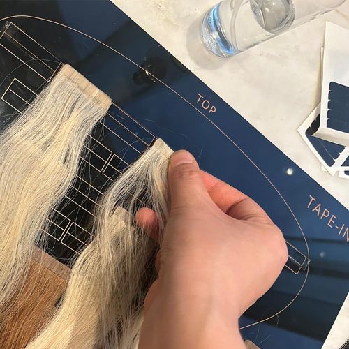 GlamorDove Tape In Placement Board Kit with Double Sided Tapes Acrylic Hair Extension Holder Head Chart for Tape In Extensions Hair Extension Organizer