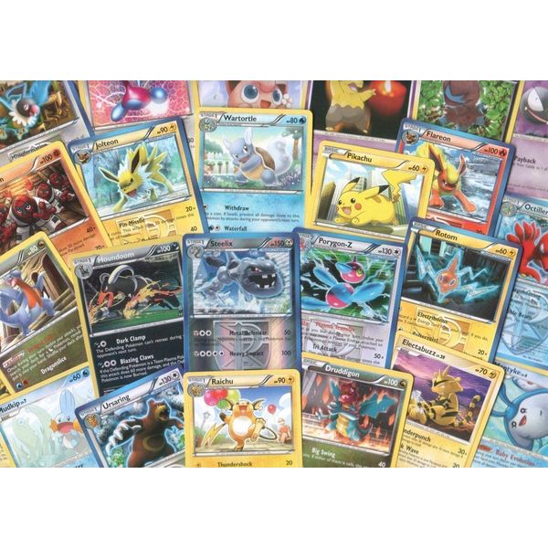 100 Assorted Pokemon Cards with Foils!, Multicolor