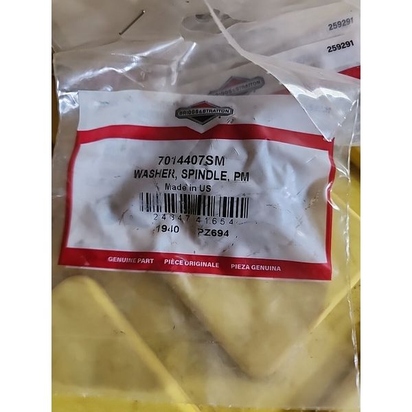 Briggs and Stratton 7014407SM Spindle Washer Snapper Murray