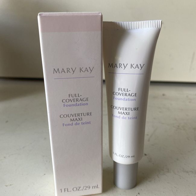 New in Box Mary Kay Full Coverage Foundation Ivory 104 #365000 Free Shipping!!