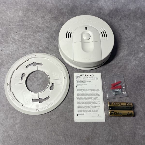 Kidde KN-COSM-BA Battery Operated Combination Smoke and Carbon Monoxide Alarm