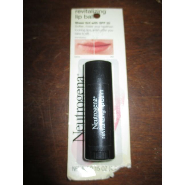 Neutrogena Revitalizing Lip Balm SPF 20 sunny ivory #30