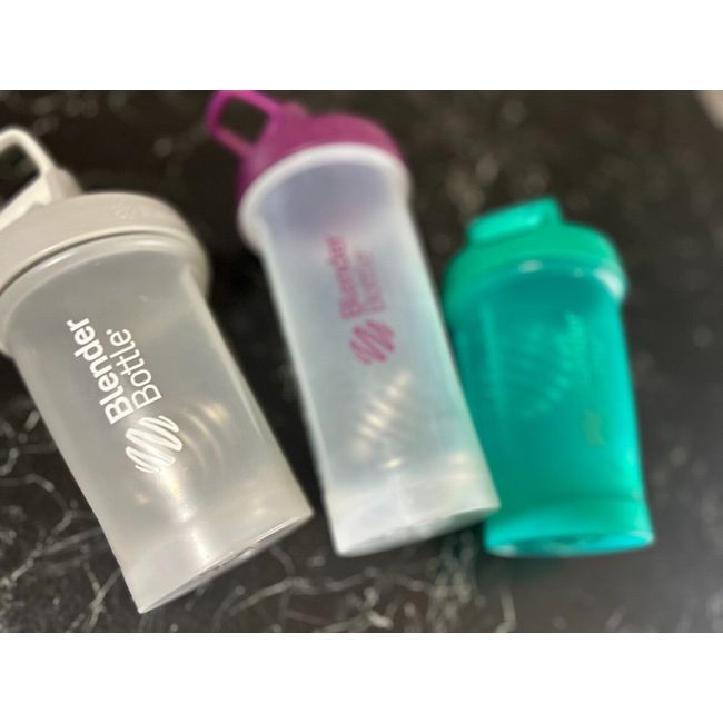 BlenderBottle Classic V2 28oz Shaker Bottle Perfect for Protein Shakes and  Pre Workout, Multi-Pack 