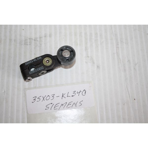 SIEMENS 3SX03-KL340 LIMIT SWITCH ROLLER LEVER