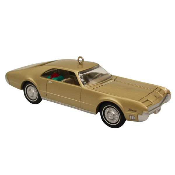 Hallmark Keepsake Ornament 1966 Oldsmobile Toronado Coupe 2004