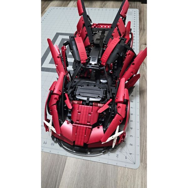 Cada Red Apollo EVO 1:8 Sports Car Technic