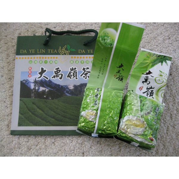 2 bag of 5.5 Oz (155 g) vacuum sealed bag of Taiwan Da-Yu-Ling (Da-Yu Mountain) Spring New Leaf Green Tea - Taiwan High Mountain Grown Tea Premium Quality Oolong Tea.