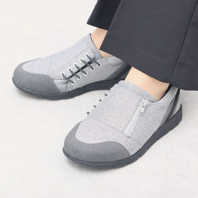 Fashionable deals nursing shoes