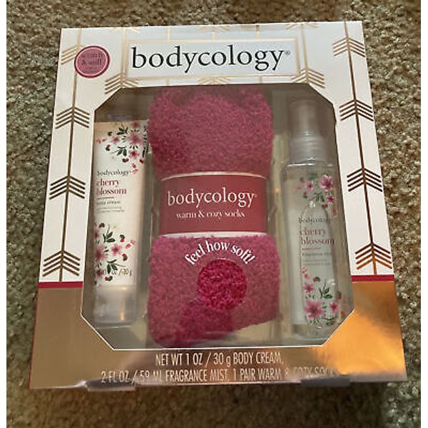 Bodycology Cherry Blossom Gift set w/cozy socks lotion & spray