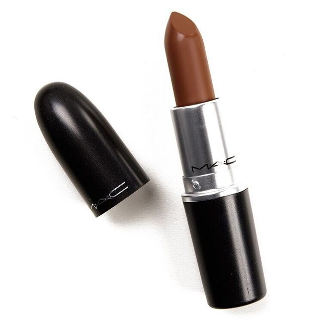 MAC Matte Lipstick - 653 DERRIERE - 0.1 oz / 3 g Full Size