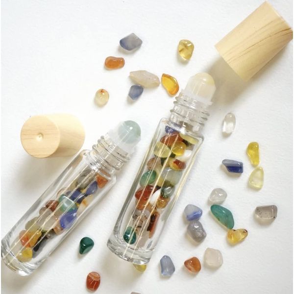 Natural Stone Roll-on Bottle, 0.3 fl oz (10 ml), Colorful Mixed Gemstones, Power Stone, Wood Grain Cap, Ruffled Stone, Perfume, Bottle, Glass, Gemstone, Mobile Phone, Makeup, Aroma, Essential Oil,