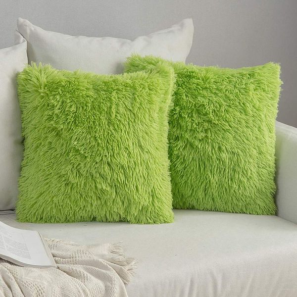 MIULEE Pack of 2 Luxury Faux Fur Throw Pillow Cover Deluxe Winter Decorative Plush Pillow Case Cushion Cover Shell for Sofa Bedroom Car Spring 18x18 Inch Green