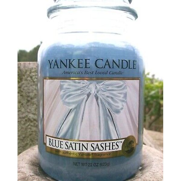 Yankee Candle "BLUE SATIN SASHES" My Favorite Things~ LARGE 22oz.~ RARE ~ NEW